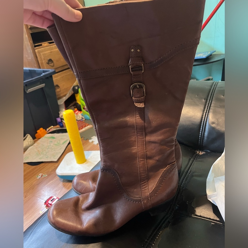 Calf high boots